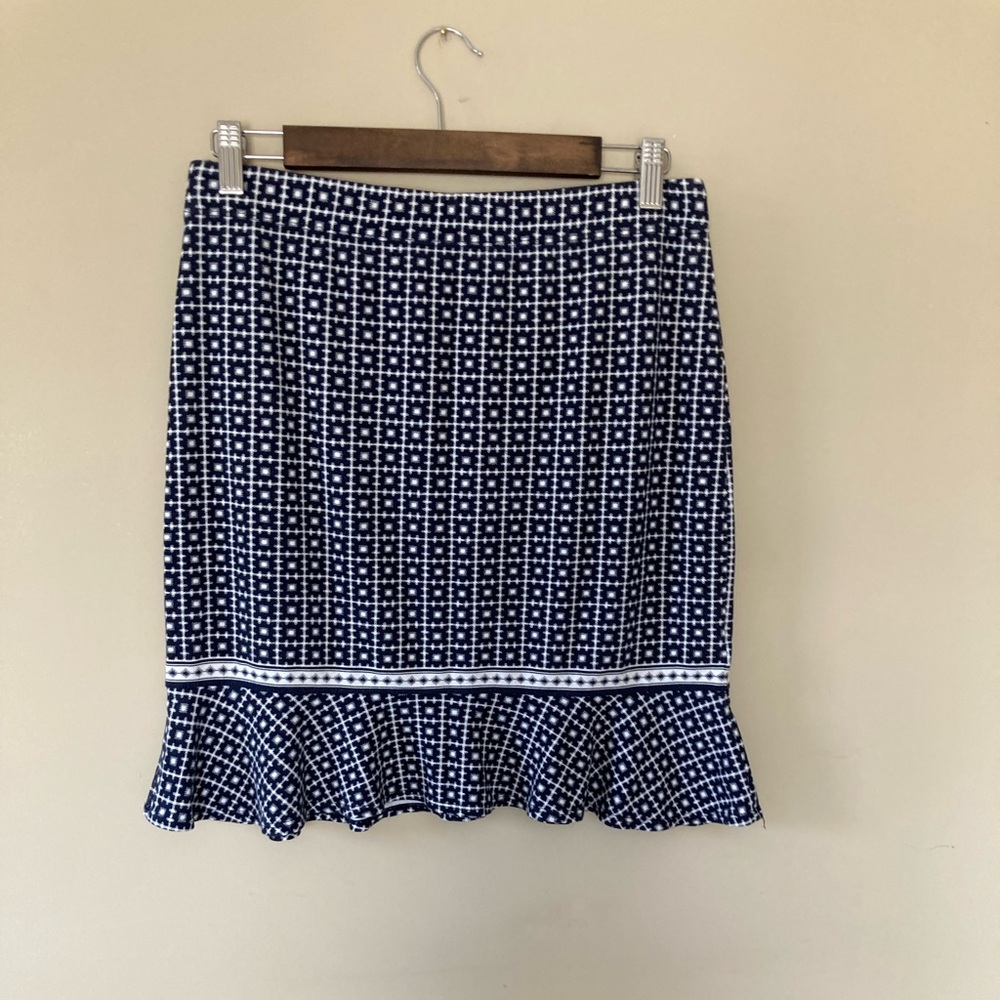 Max studio skirt